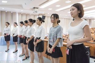 面试脱丝袜,如何优雅脱丝袜，展现自信风采