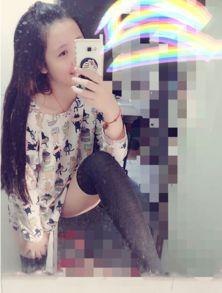 丝袜浴室走光,一场意外的视觉冲击